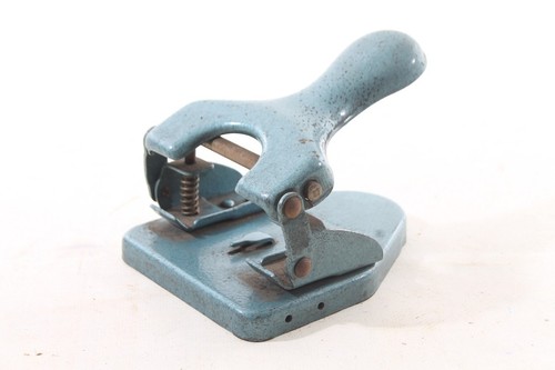 Alter locher ddr metall - alter,