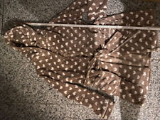 Damen Bademantel mit Kapuze in Velours Herzchenmuster Taupe beige Größe S/M