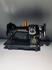 Bernina KL117 mit Zierstichautomat