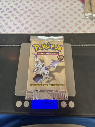 Pokemon booster pack - pokemon,