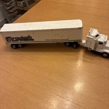 Ertl /Truck mit Auflieger -