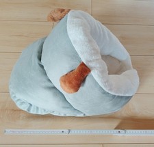 Hunde- / Katzenhöhle