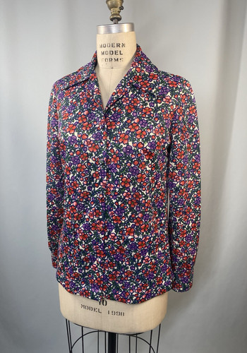 Women vintage top size - women’s,
