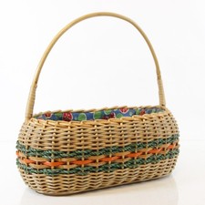 Antiker Korb mit Henkel