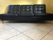 Leder sofa 3 sitzer 60er 70er ?Tolles Design Couch