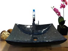 Waschbecken aus Naturstein