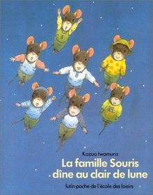 Famille souris dîne au - la,
