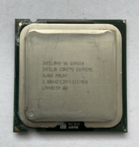 Intel core extreme qx9650 - 2,