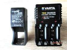 2 Batterie Ladegeräte: VARTA TRIO CHARGER für AA, AAA und 9V plus HEITECH
