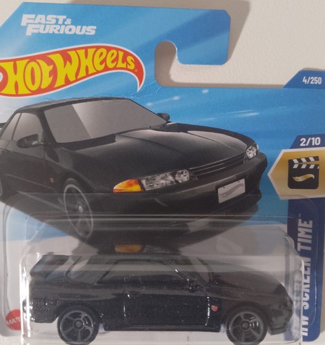 Hot wheels car nissan - hot,