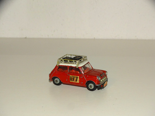 Corgi austin mini cooper - 1:43,