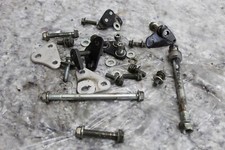 Suzuki GSXR 1100 W GU75C Motorhalter Halteschrauben