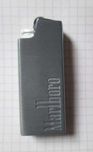 Marlboro hülle mit bic - hülle,