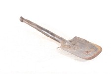 alter Feldspaten Klappspaten