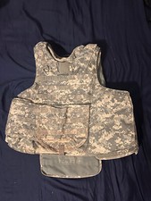 US Army IOTV, ACU, Schusssichere Weste, Medium-Long, Inkl. Einlagen