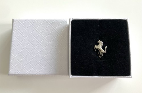 Ferrari cavallino pin - ferrari,