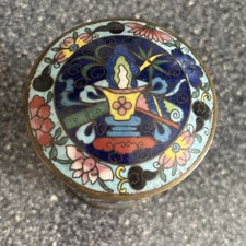 Dekorative alte  CLOISONNE Deckeldose 8,4cm / Top