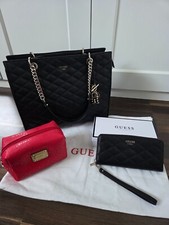 Guess Handtasche schwarz mit