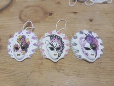 Wand Fasnet Dikeration Masken