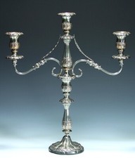 Dreiarmiger auf Kupfer