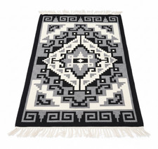 Handgefertigter Navajo-Teppich