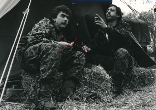 19748 presse foto - nr,