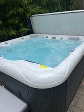 Luxus- Whirlpool groß, 5 Sitzplätze, 1 Liege FlexLine Rhodos (neuwertig)