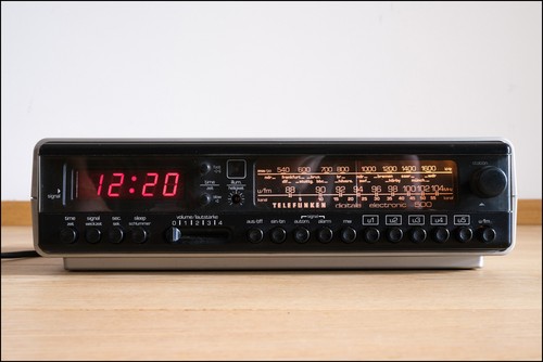 Telefunken radiowecker vintage - telefunken,