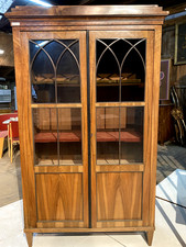 Biedermeier Bücherschrank um