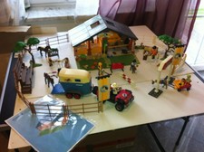 Playmobil 3120 Reiterhof mit einer Bauanleitung und viel Zubehör