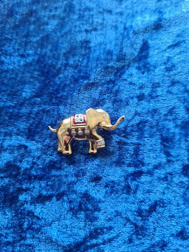 Anstecker elefant von senso - anstecker,