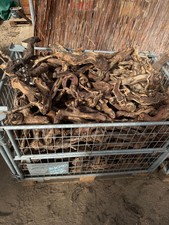 Naturbelassene Weinreben –