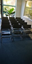 15 Konferenz- / Wartezimmer- oder Bürostühle als Freischwinger mit Echtleder