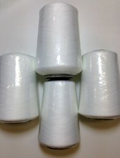 3 Rollen Overlockgarn weiß