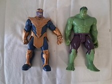 Super Heros Hulk  Und Tanos