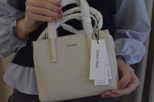 Handtasche Calvin Klein Must