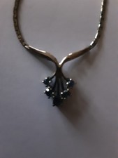 Sehr Schönes Collier mit