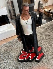 1/4 figuur Marv - Sin City -