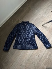 neue, kurze, blaue, wattierte Jacke v. Trussardi in Gr. S