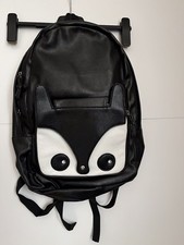 Schwarzer Rucksack, Fuchsgesicht = Tasche, Innenfutter und Träger lösen sich ab