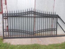 Schiebetor Freitragend Model