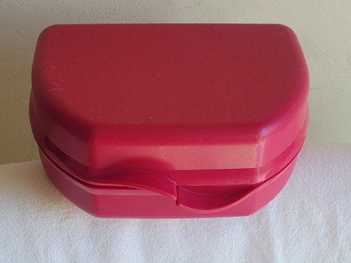 Tupperware snacky sandwich - tupperware,