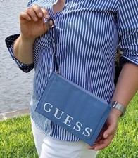 Guess kosmetiktasche wristlet - kosmetiktasche,