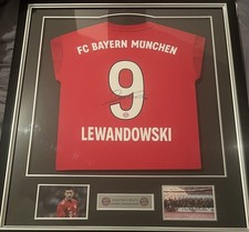 Streng Limitiertes Gerahmtes