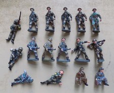 16 Soldaten NVA Flecktarn, gut erhalten