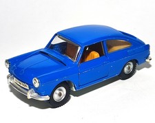 VW 1600 TL blau Gama 945 Mini