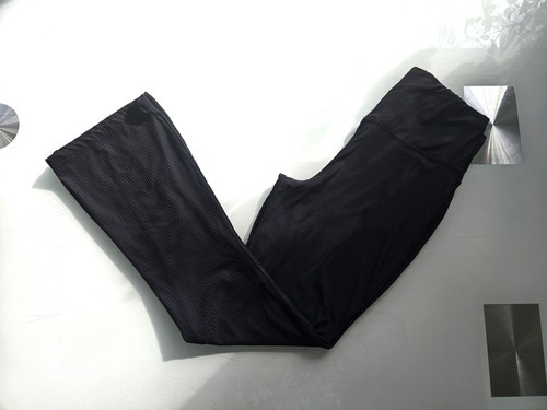 Schwarze gerippte flared pants - flared,