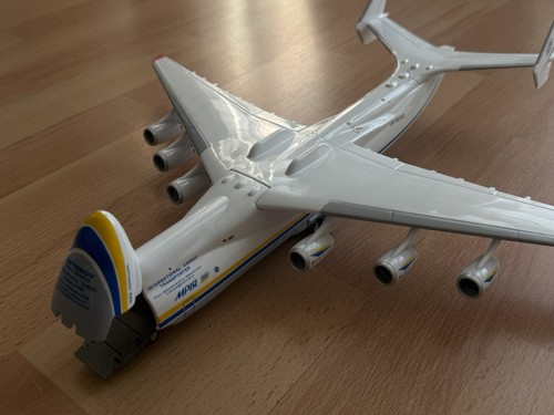 Antonov 225 200 nase - 1:200,