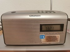 Grundig  Music 7000 DAB/DAB+ Radiowecker - Schwarz/Silber