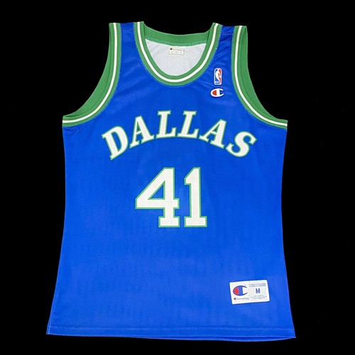 Champion rookie dirk nowitzki - rookie,